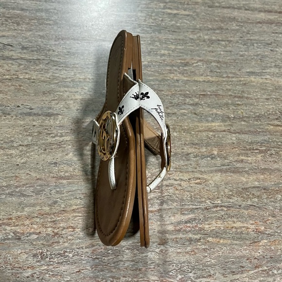 Baby Phat thong sandals with gold color ring and bling - Picture 12 of 12